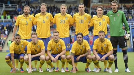 L'&eacute;quipe de football su&eacute;doise, le 5 juin 2012 &agrave; Stockholm lors d'un match amical contre la Serbie. (JONATHAN NACKSTRAND / AFP)