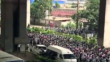 Les "chemises rouges" à Bangkok, le 28 avril 2010. (France 3)