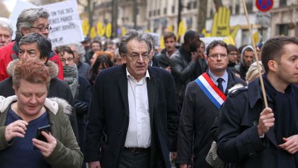 Le philosophe&nbsp;Alain Finkielkraut lors d'une marche en la mémoire de Mireille Knoll, à Paris, le 28 mars 2018. (MICHEL STOUPAK / NURPHOTO / AFP)