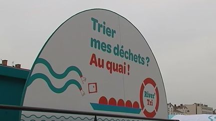 Lyon : une déchetterie fluviale inaugurée