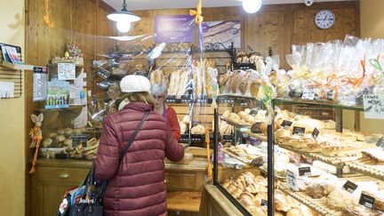 Boulangerie à Paris, le 23 mars 2020. (ADNAN FARZAT / NURPHOTO / AFP)