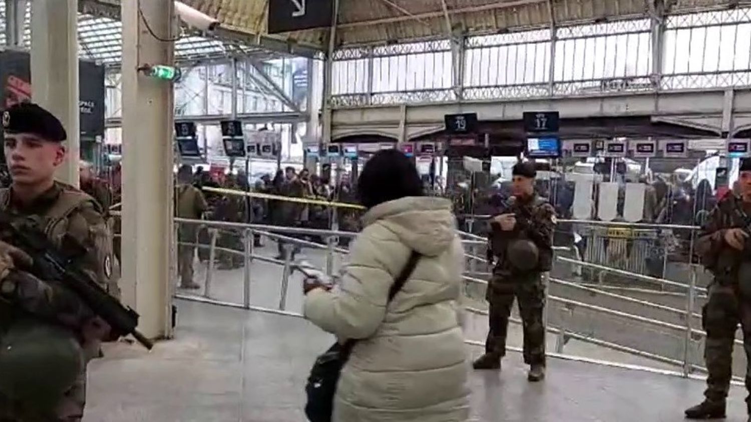 Attaque Au Couteau à Paris Que Sait On De Lassaillant 2903