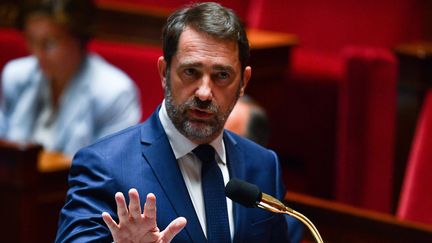 Le ministre de l'Intérieur, Christophe Castaner, à l'Assemblée nationale, le 26 mai 2020. (CHRISTOPHE ARCHAMBAULT / AFP)