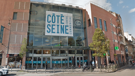 Un enfant de cinq est mort le 8 juin 2018 dans un ascenseur du centre commercial Côté Seine, à Argenteuil (Val-d'Oise). Ici photographié en octobre 2017. (Capture écran / Google street view)