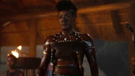 L'actrice multiprimée Viola Davis, redoutable générale des&nbsp;Agojié, guerrières de l'actuel Bénin au XIXe siècle. (SONY PICTURES)