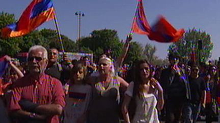 Commémoration du génocide arménien, à Paris, le 24/04/2010 (France2)