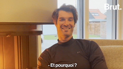 Lorsqu’il avait 20 ans, Axel Allétru a perdu l’usage de ses jambes dans un accident de motocross. Treize ans plus tard, il prend aujourd’hui le départ de la course mythique de l’Enduropale du Touquet. Brut l’a suivi en coulisses. (Brut.)