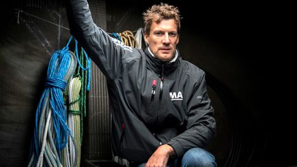 Paul Meilhat, à bord de son navire au départ de la Route du Rhum 2018. (FRED TANNEAU / AFP)