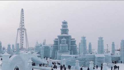 Chine : Harbin, la ville de glace prend vie