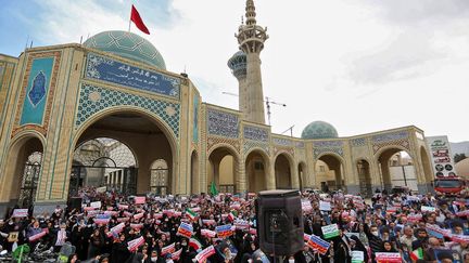 Des Iraniens rassemblés sur la place centrale d'Ispahan (Iran) le 28 octobre 2022 (photo d'illustration). (AMIR SADEGHIAN / TASNIM NEWS AGENCY / AFP)