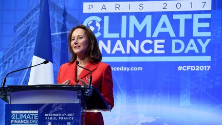 Ségolène Royal s'exprime à l'occasion du Climate Finance Day, à Paris, le 11 décembre 2017.&nbsp; (ERIC PIERMONT / AFP)