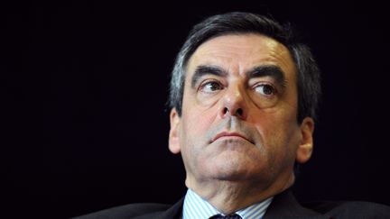 Fran&ccedil;ois Fillon lors d'une r&eacute;union publique &agrave; La Chauss&eacute;e-Saint-Victor (Loir-et-Cher), mercredi 7 novembre.&nbsp; (ALAIN JOCARD / AFP)