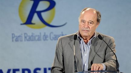 Le président du Parti radical de gauche Jean-Michel Baylet lors d'un discours à La Rochelle, le 6 septembre 2009. (AFP - Xavier Leoty)