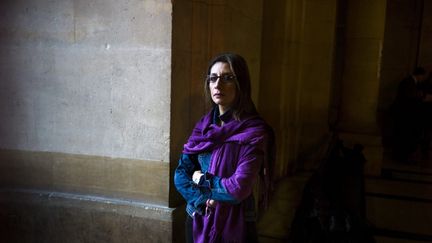 Nora Fraisse, la mère de Marion Fraisse, une collégienne de 13 ans qui s'est suicidée en février 2013, à Paris, le 14 novembre 2013. (FRED DUFOUR / AFP)