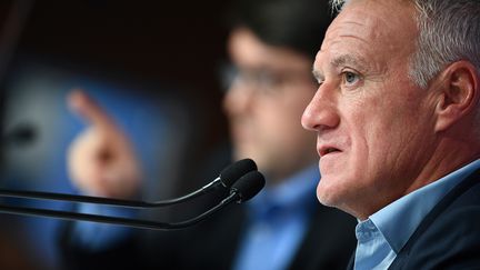 Le sélectionneur des Bleus Didier Deschamps lors d'une conférence de presse à Paris, le 30 août 2018. (FRANCK FIFE / AFP)