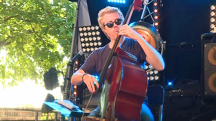 Kyle Eastwood au Festival de Petite Pierre
 (France 3 / Culturebox )