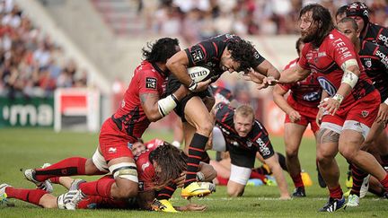 La percée du Toulousain Huget face à Toulon (PASCAL PAVANI / AFP)