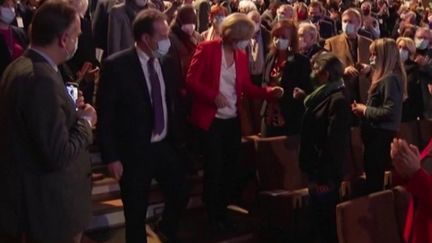 C’est une journée importante&nbsp;pour la candidate des Républicains Valérie Pécresse.&nbsp;Celle-ci tient son premier grand meeting de campagne cet après-midi du 13 février au Zénith de Paris.&nbsp;Sur place, le journaliste Julien&nbsp;Neny&nbsp;nous en dévoile tous les enjeux. (FRANCE 3)