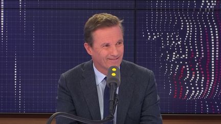 Nicolas Dupont-Aignan le 15 mars 2019 sur franceinfo. (FRANCEINFO / RADIOFRANCE)