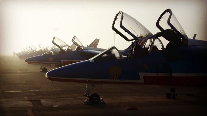 Les Alfajet de la patrouille de France prêts à décoller. (GAELE JOLY / RADIO FRANCE)