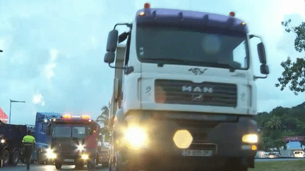 Mobilisation contre la vie chère en Martinique : les chauffeurs routiers rejoignent le mouvement (France 2)