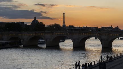 Le Pont-Neuf, à Paris, le 16 août 2021. (VINCENT ISORE / MAXPPP)