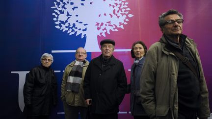 Devant le si&egrave;ge de l'UMP, le 19 novembre 2012, &agrave; Paris. (MAXPPP)