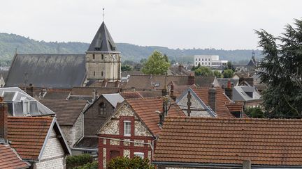 L'église de&nbsp;Saint-Etienne-du-Rouvray (Seine-Maritime), où a été tué un prêtre, le 26 juillet 2016.&nbsp; (MATTHIEU ALEXANDRE / AFP)