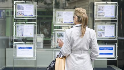 Le projet de loi pour l'Acc&egrave;s au logement et un urbanisme r&eacute;nov&eacute; (Alur) a &eacute;t&eacute; pr&eacute;sent&eacute; en Conseil des ministres par C&eacute;cile Duflot, le 26 juin 2013. (DAVE AND LES JACOBS / BLEND IMAGES / GETTY IMAGES)