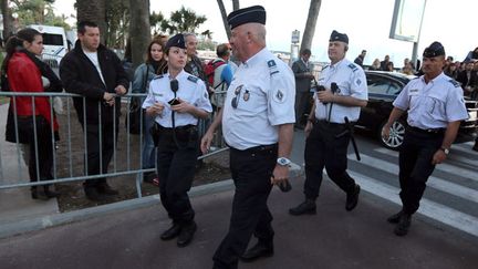 &nbsp; (De nombreux policiers ont été déployés pour assurer la sécurité pendant le Festival de Cannes © MaxPPP)