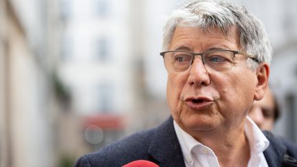 Le député Eric Coquerel, au siège du parti&nbsp;La France insoumise, à Paris, le 27 avril 2022. (MAXPPP)