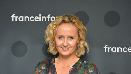 Caroline Roux, présentatrice de&nbsp; "C dans l’air" sur France 5. (JEAN-CHRISTOPHE BOURDILLAT / RADIO FRANCE)