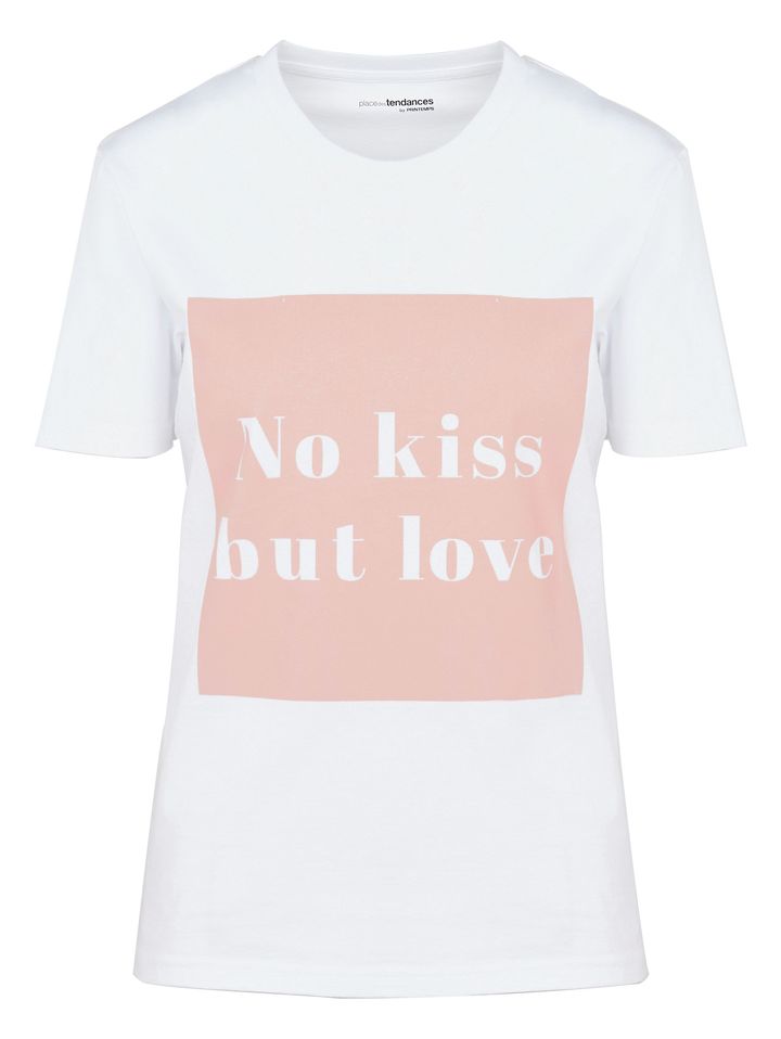 T.shirt No Kiss but Love&nbsp;de Place des Tendances dont l’intégralité des bénéfices sera reversée à la Fondation des Hôpitaux de France (Place des Tendances)