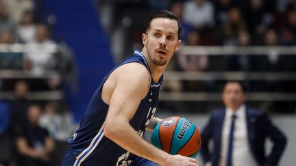 Le Français Thomas Heurtel a joué son premier match avec le Zénit&nbsp;Saint-Pétersbourg&nbsp;le 2 octobre 2022.&nbsp; (MIKE KIREEV / AFP)