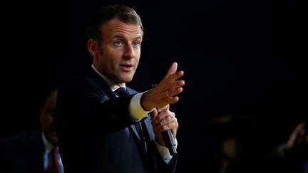 Pourquoi Emmanuel Macron utilise-t-il le terme de "séparatiste" ?