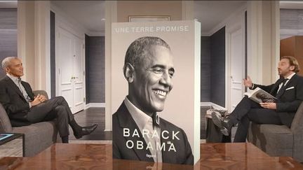 Barack Obama répond aux questions du journaliste François Busnel dans une interview exclusive (FRANCE 2)