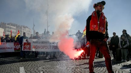 La manifestation du 31 janvier avait rassemblé à Marseille 40000 manifestants selon la préfecture de police, plus de 200000 selon les syndicats. (NICOLAS TUCAT / AFP)