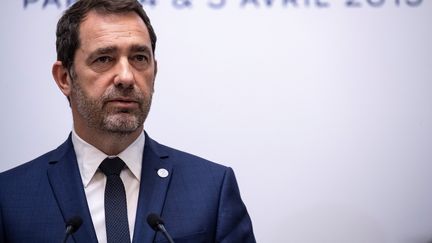 Le ministre de l'Intérieur Christophe Castaner, lors d'une conférence de presse, à Paris, le 5 avril 2019. (KENZO TRIBOUILLARD / AFP)