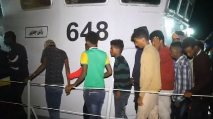 Italie : des migrants reconduits en Libye