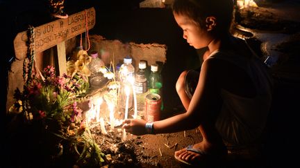 Aux Philippines, le 24 d&eacute;cembre 2013. (TED ALJIBE / AFP)