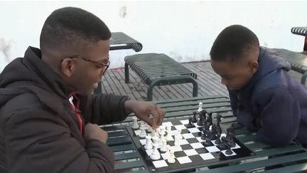 Échecs : Tani Adewumi, génie de 8 ans