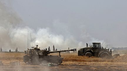 Un char israélien près de la bande de Gaza, le 14 mai 2021.&nbsp; (JACK GUEZ / AFP)