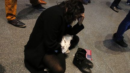 Les supporters de Hillary Clinton pendant la soirée électorale. (KENA BETANCUR / AFP)