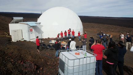 Les six membres de la mission ont vécu un an à l'intérieur d'un dôme géodésique de 11 m de diamètre (RYAN OGLIORE/AP/SIPA / AP)