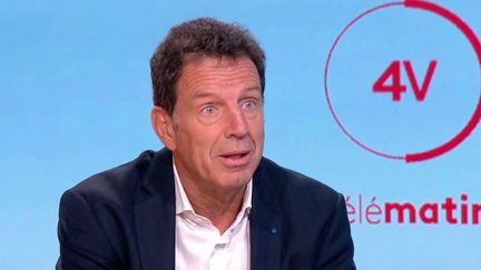 Super-profits : pour Geoffroy Roux de Bézieux, ces bénéfices "ont généré des rentrées fiscales exceptionnelles, donc déjà, l'État est gagnant"