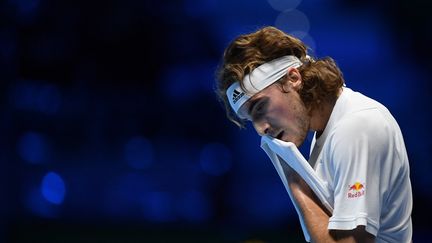 Stefanos Tsitsipas lors de sa défaite contre Andrey Rublev, à Turin le 15 novembre. (MARCO BERTORELLO / AFP)