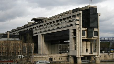 &nbsp; (Le déficit budgétaire de la France se réduit en mai, grâce aux recettes fiscales. © RF/Catherine Grain)