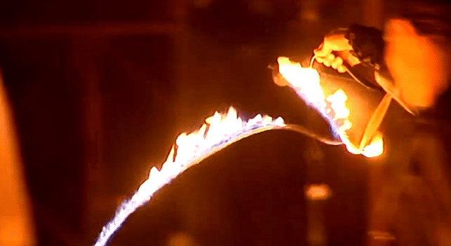 Aimer, c'est toujours jouer avec le feu...
 (France 3)