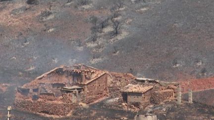 Eurozapping : des incendies ravageurs en Espagne, et une exposition exceptionnelle sur la reine au Royaume-Uni