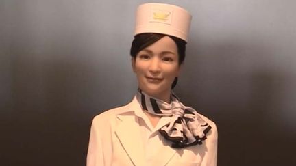 6media -JAPON DES ROBOTS A L ACCUEIL-LABIGNE_V2